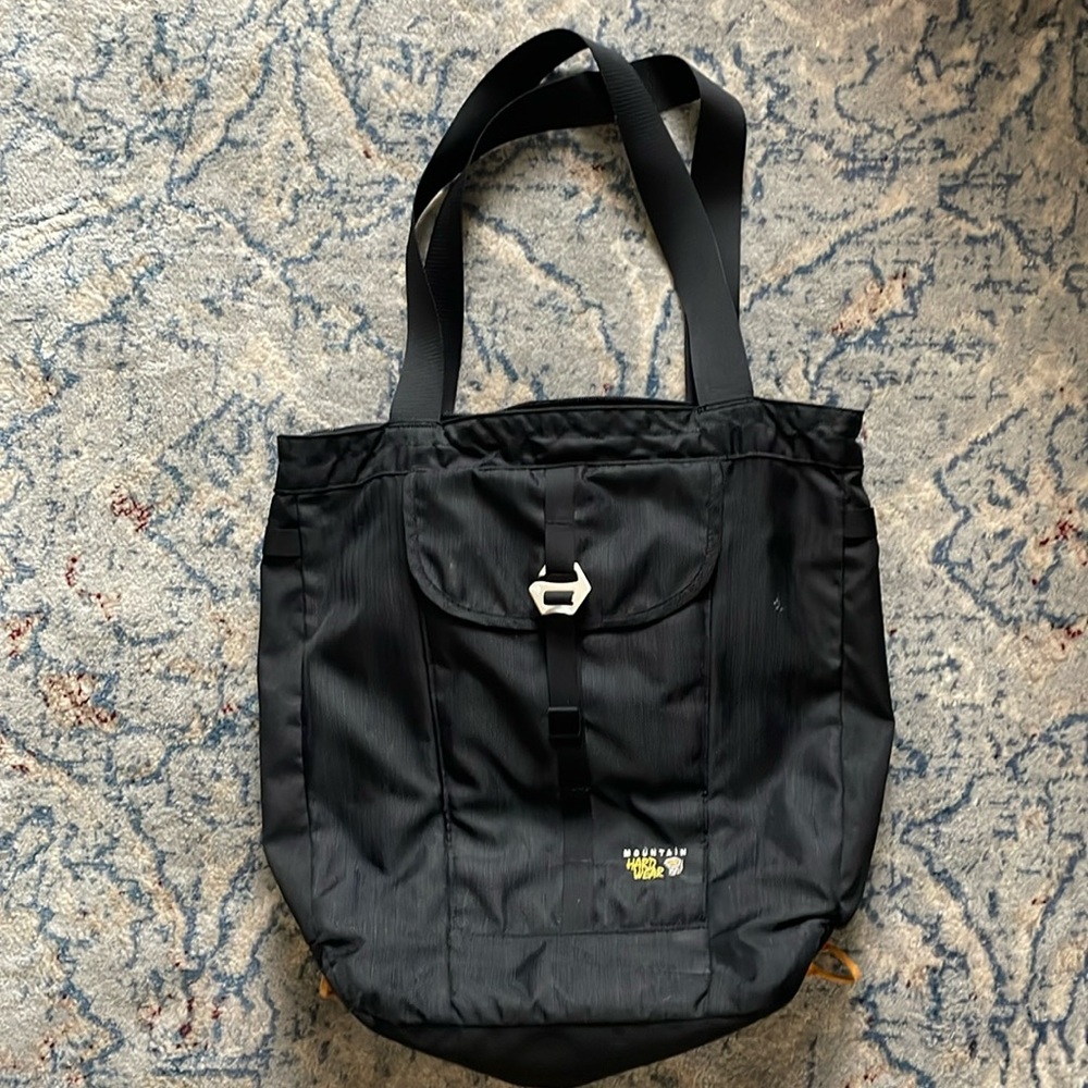 Versatile Packtote from Mountain Hardwear